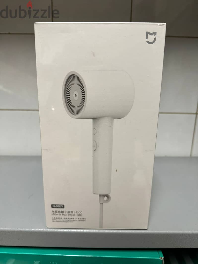 Mi Iconic Hair dryer H300 1600w 0