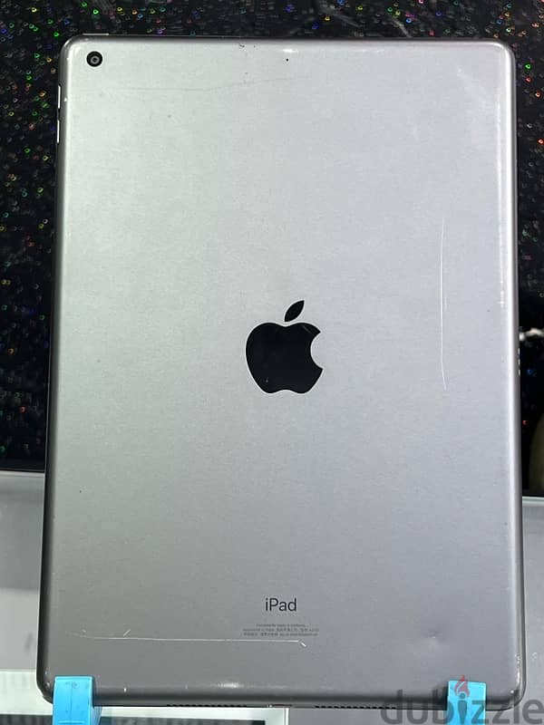 ipad 7 32gb excellent condition 4