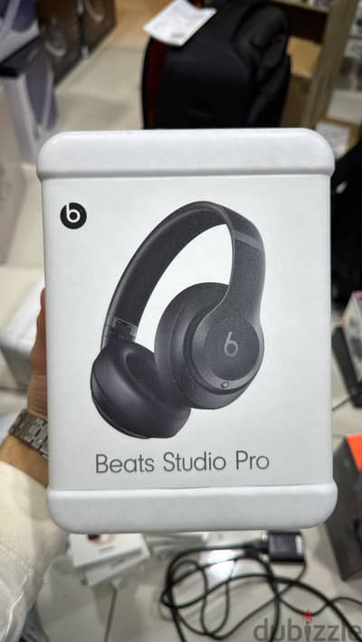 Beats studio pro black