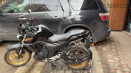 yamaha-fzs