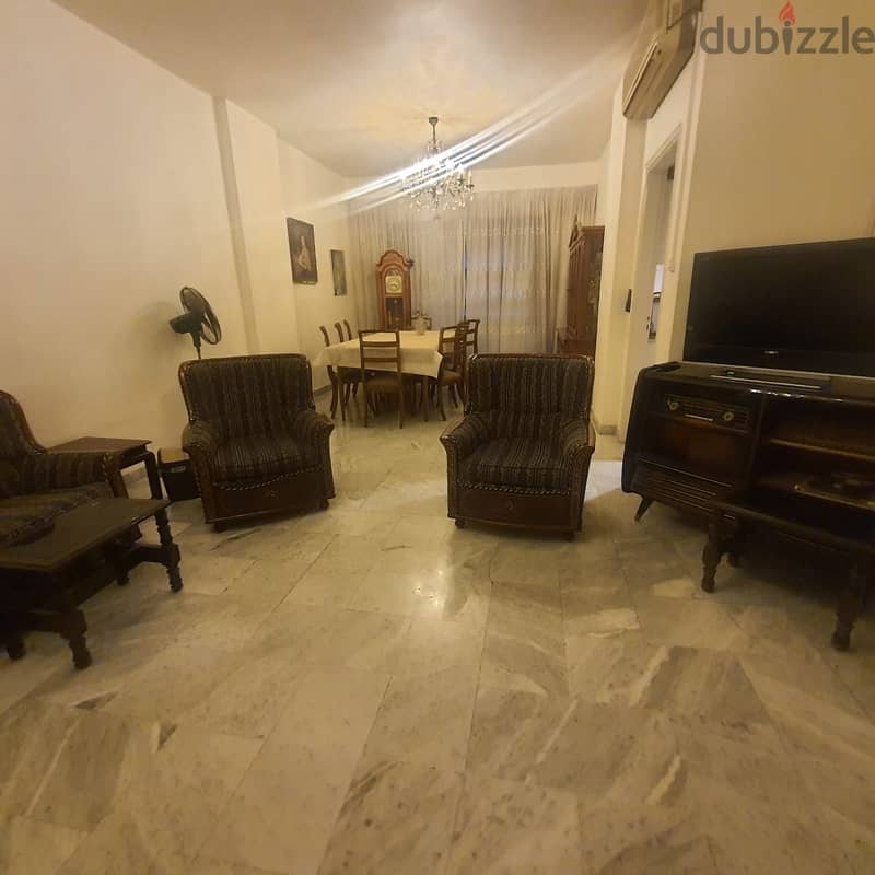 Furnished Apartment for rent in Mar Eliasشقة مفروشة للإيجار 0