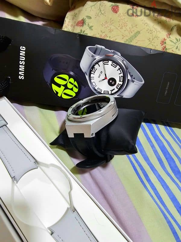 Samsung Galaxy watch 6 classic with mod kit like new 2