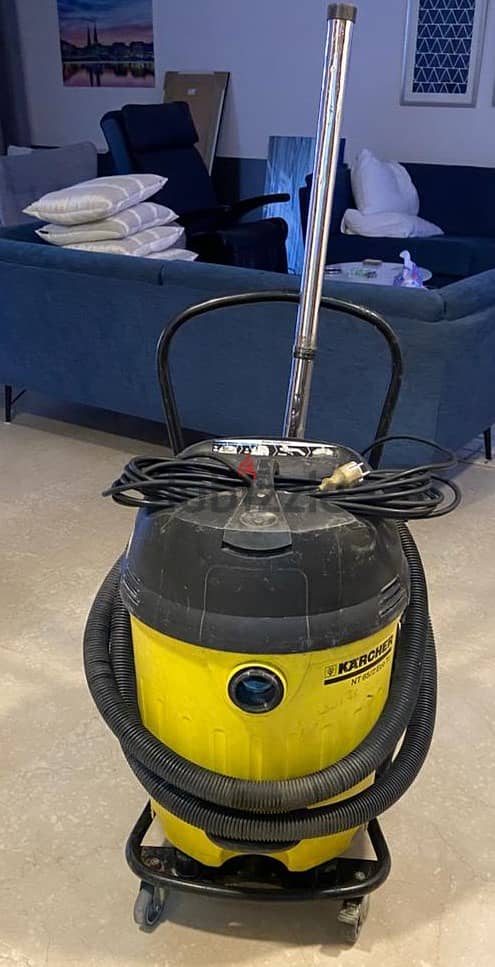 Karcher Vacuum cleaner 1