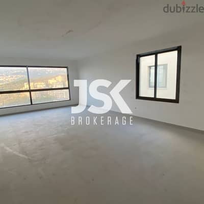 L16909-Apartment With Mountain View For Sale in Qornet El Hamra