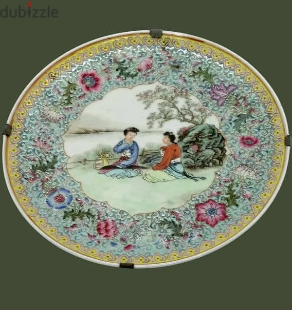 A pair of Late 19th. century Chinese porcelain enamelled plates 3