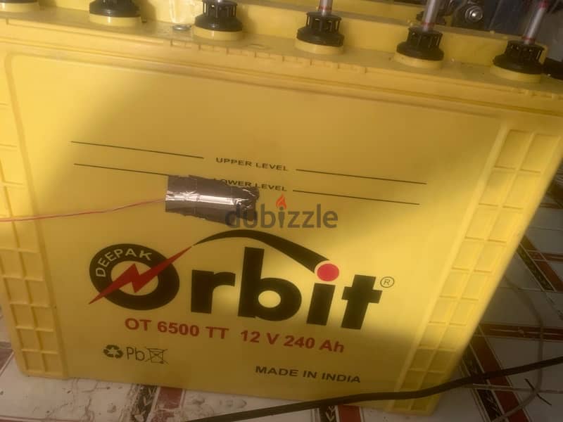 2 battery Tuffbull and 2 battery Orbit 240AH USED like new C20 // 6500 3