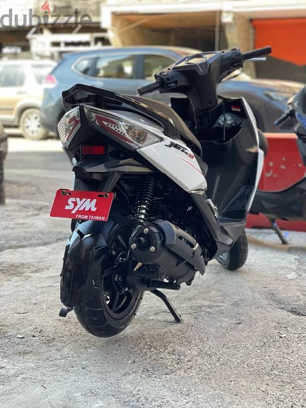 sym 200 cc . 2024 1