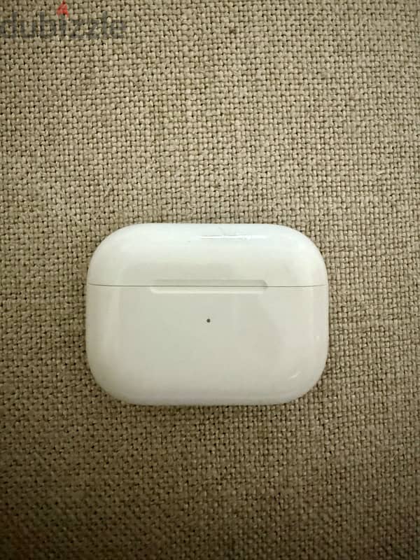 AirPods Pro with box and all items 3