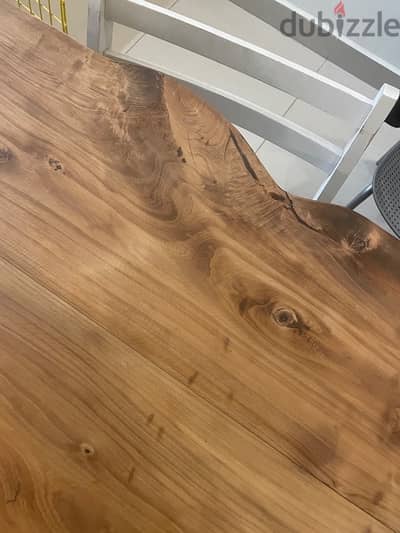 natural wood dining table