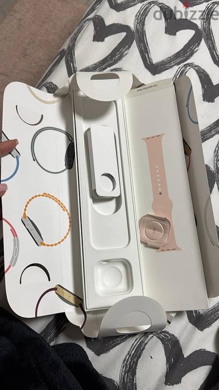 Apple Watch Series 6 40 mm gold aluminum case 2