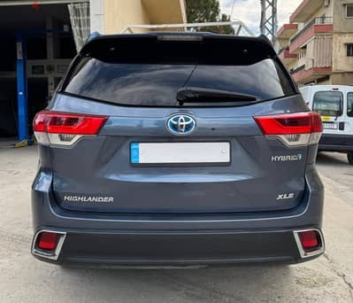 Toyota Highlander Hybrid 2017