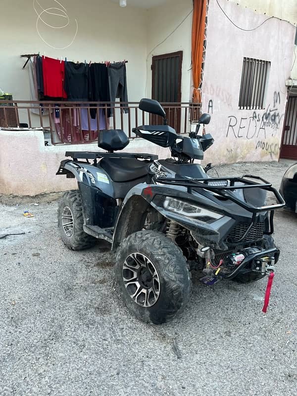 Linhai 370C ATV هي دراجة رباعية قوية مصممة للأداء العالي 2