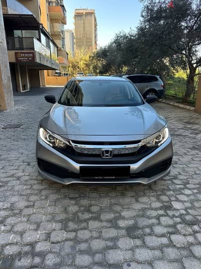 Honda Civic 2021 gray (company source)