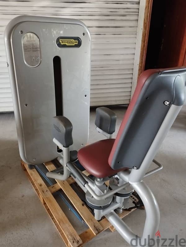 technogym abductor and aductor like new 03139571 2