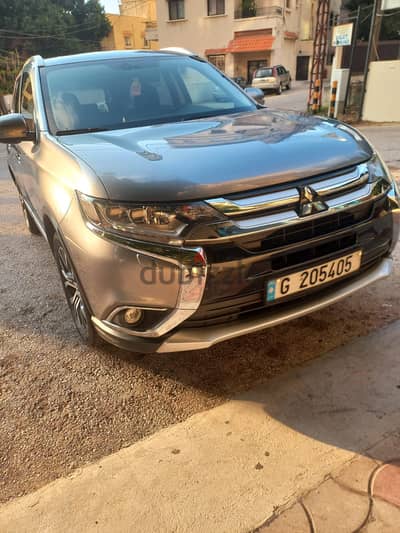 Mitsubishi Outlander 2016