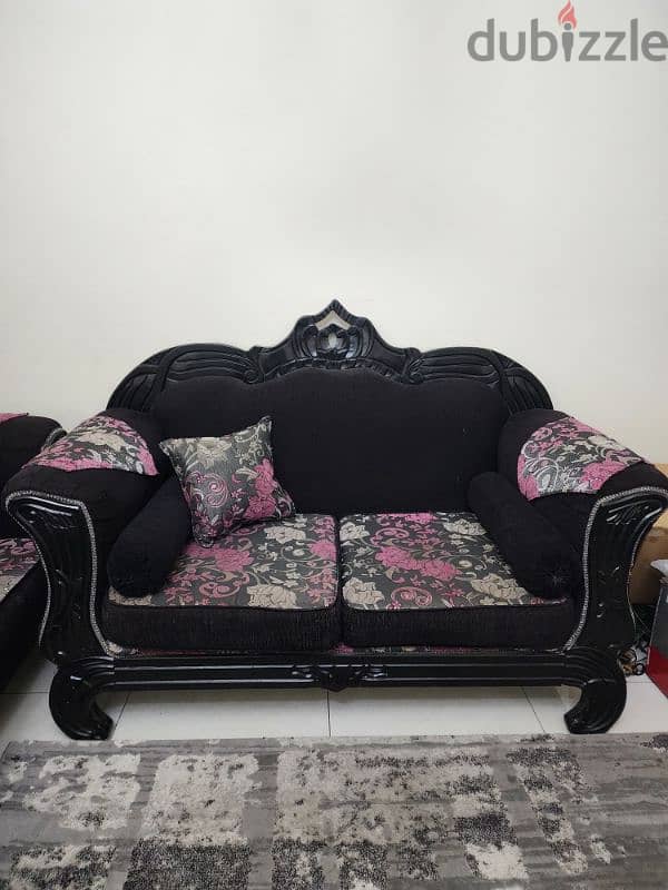 sofa 350$ 5