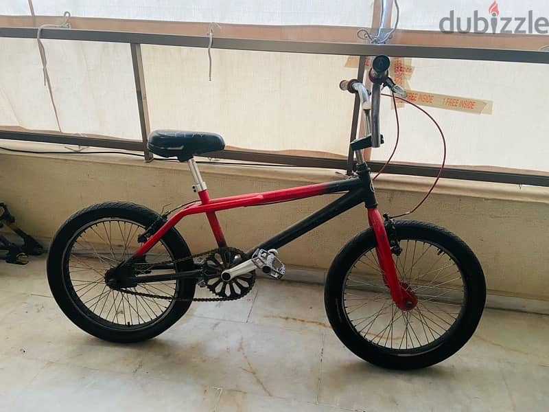 2 bike Santosa freestyle bikes 3