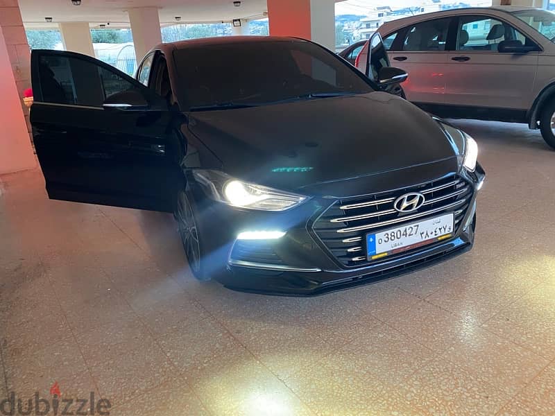 Hyundai Elantra 2018 0