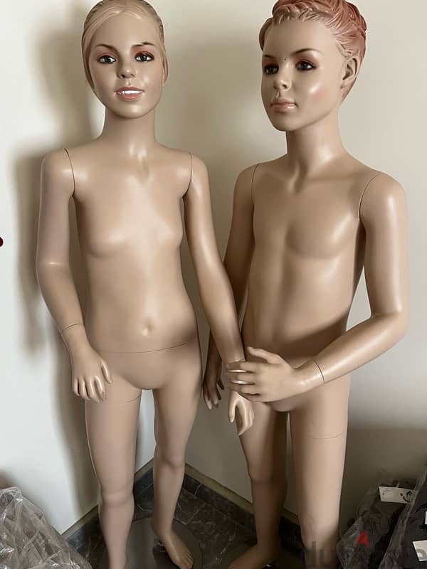 Mannequins (Male & Female Kids) 0