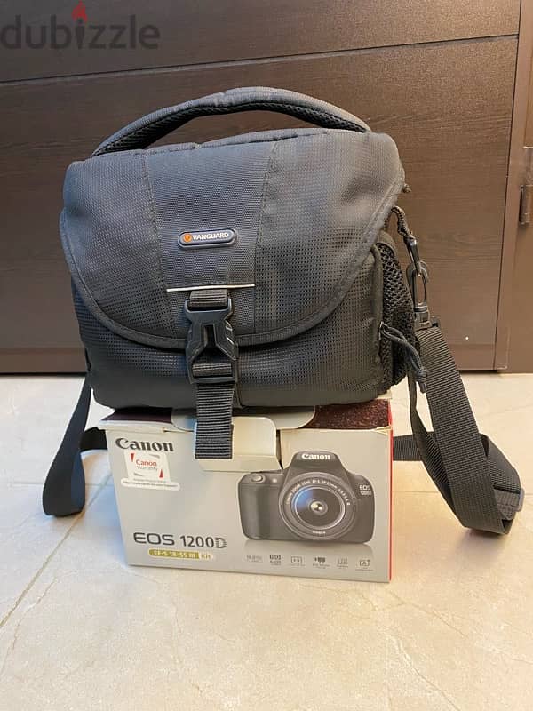 canon eos 1200 D with original bag and tripod 6