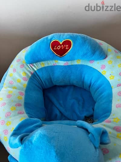 Baby pillow seat