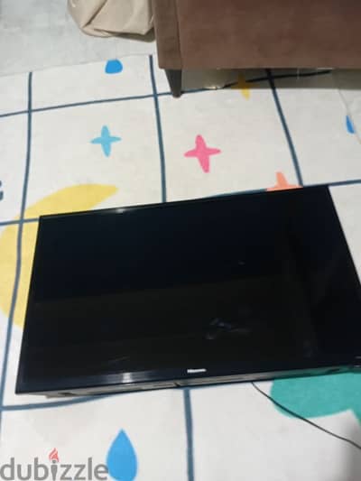 hisense tv like new (no remote because was used for gaming)