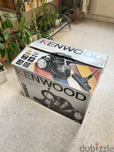 KENWOOD Vaccum Cleaner