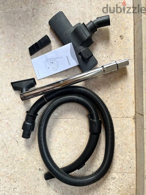 KENWOOD Vaccum Cleaner 4