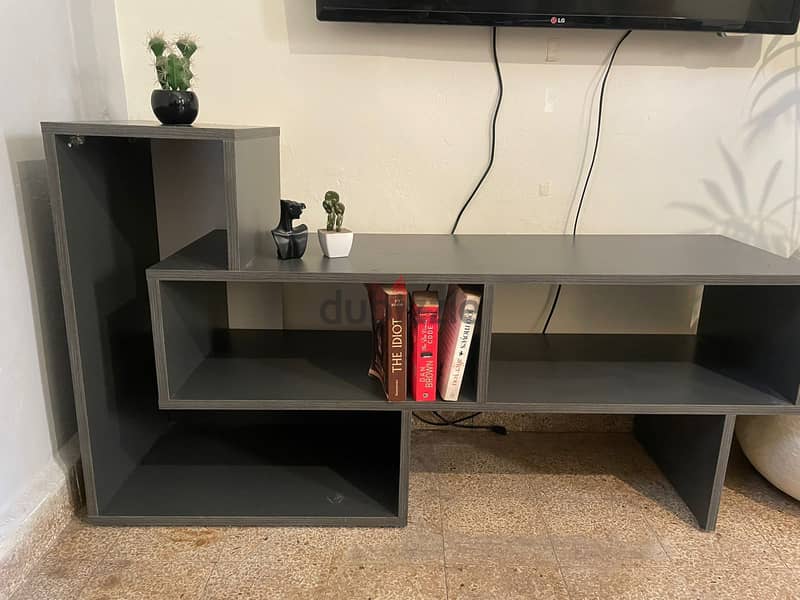 TV Stand Barely Used 1