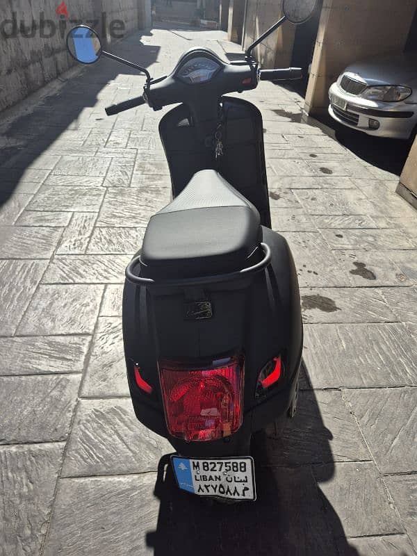 vespa gts300 9