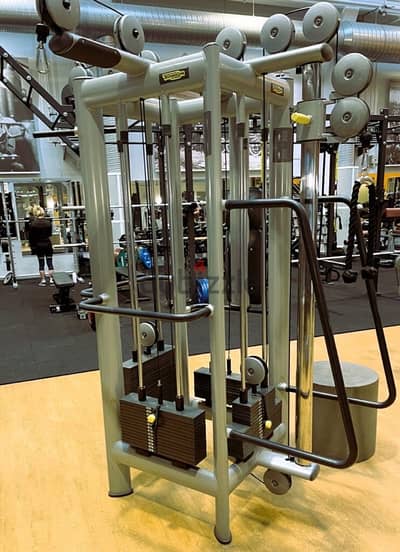 technogym 4 station like new 03139571