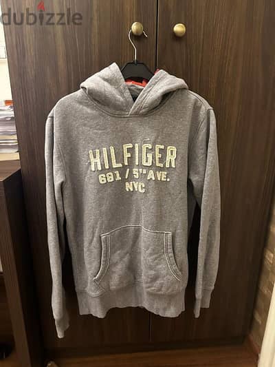 Tommy Hilfiger hoodie real