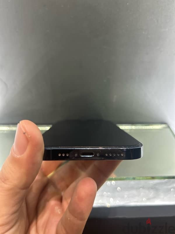 iPhone 12 pro 128GB - No scratches 5