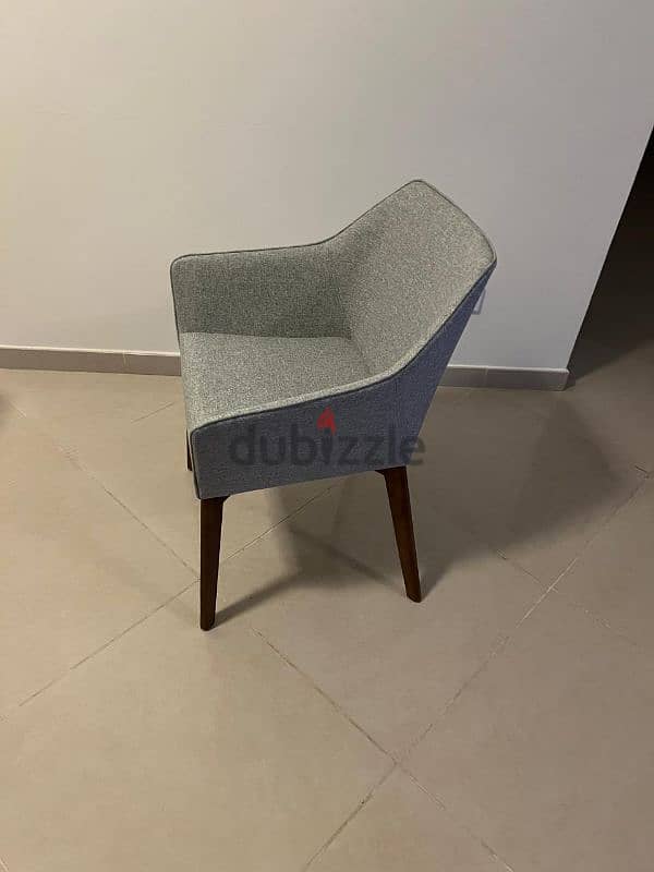 barely used furniture in dubai 10