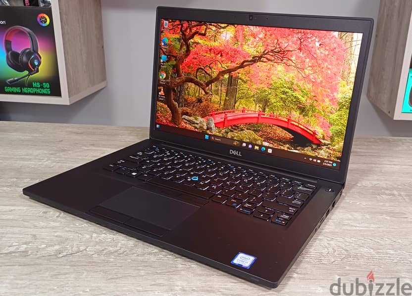 DELL TOUCH  - CORE I7 GEN 8 - 12 GB RAM - WINDOWS 11 0