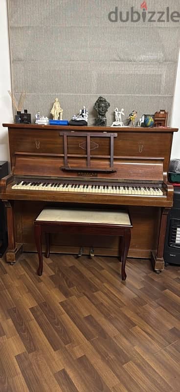 wood piano