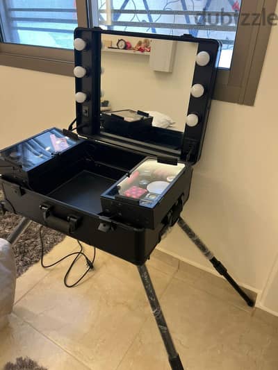 Makeup Stand with mirror