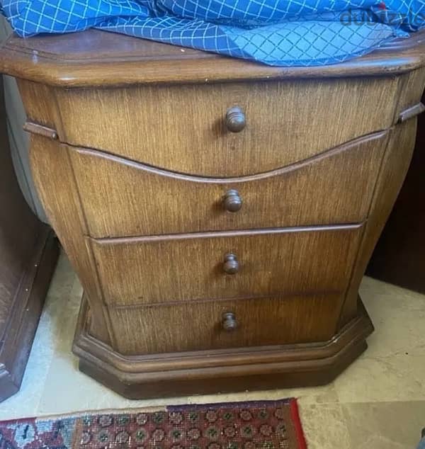 Dresser Comode كومود كبيره مع مراية 1