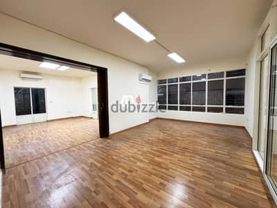 Office For Rent in Badaro - مكتب للإجار في بدارو