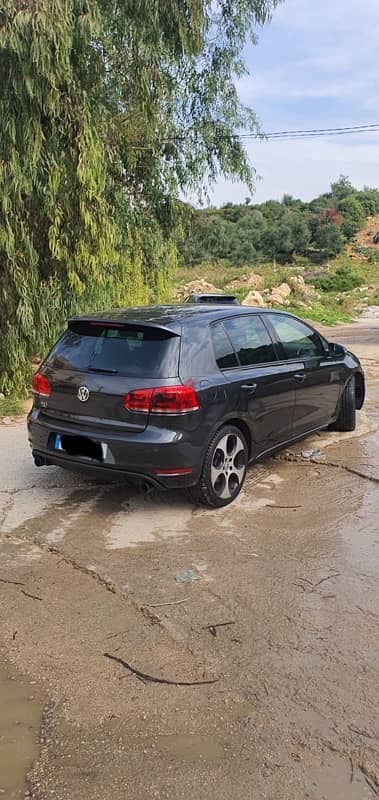 Volkswagen GTI 2011