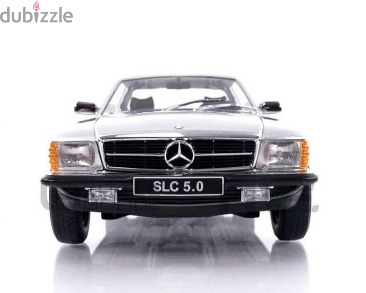 Mercedes 450 SLC (C107) diecast car model. 3