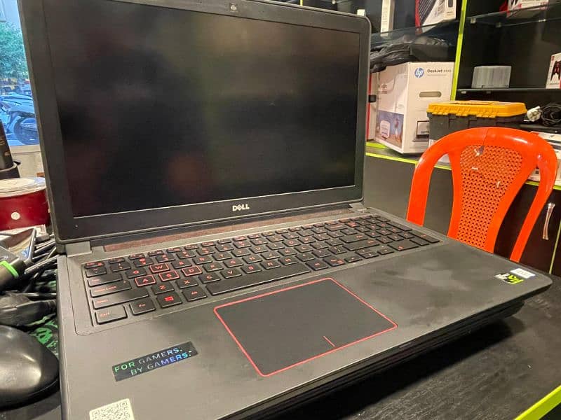 Dell laptop for gamers by gamers 1