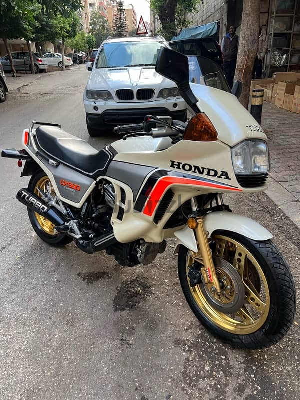 Honda CC Turbo 1982 500 cc 10