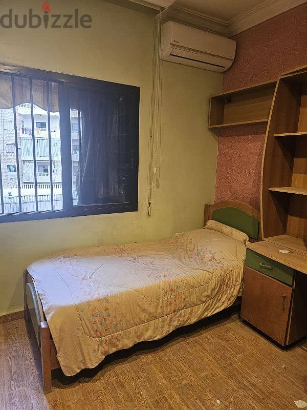 Bedroom for sale in a very good condition 1