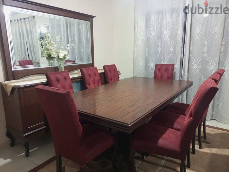 dining table, 8 chairs and dressoir with mirror 3