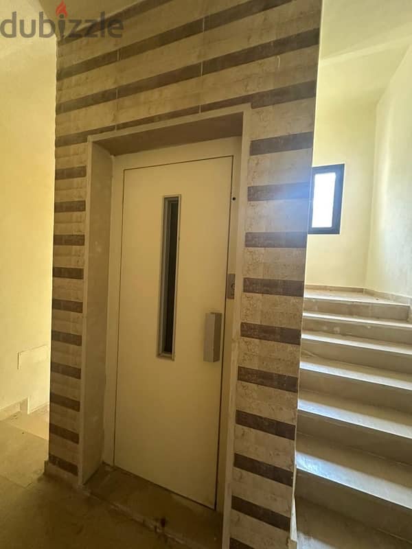 apartment for sale in blat شقة البيع في بلاط 0