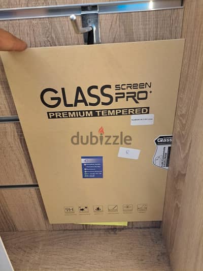 GLASS SCREEN PRO+ PREMIUM TEMPERED FOR MACBOOK