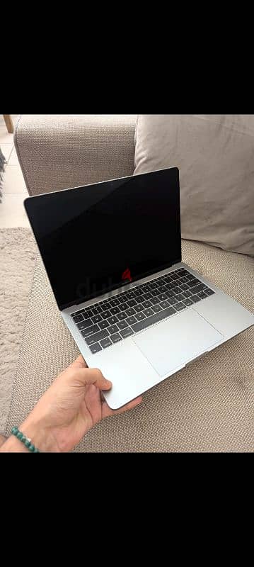 MacBook pro 2017 1