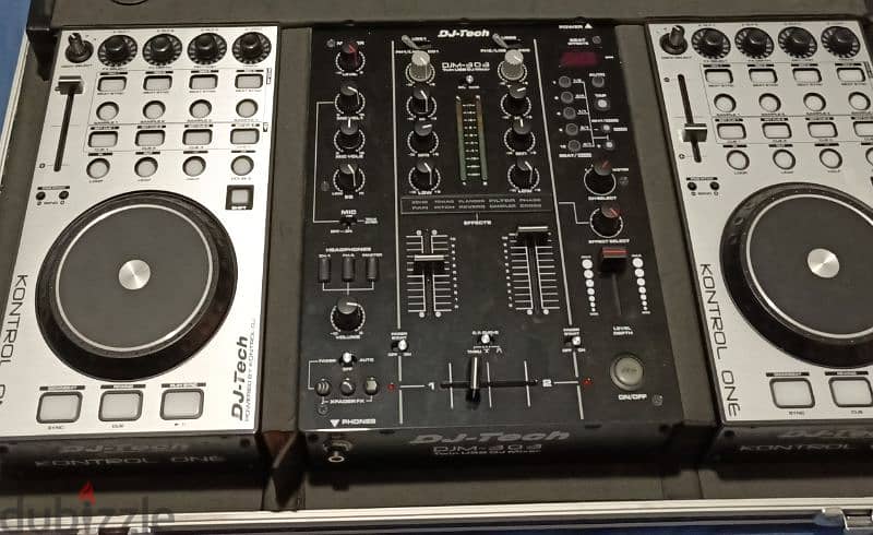 DJ Tech Hybrid 303 Professional Computer DJ Workstation 3