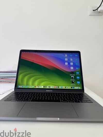 Macbook Pro 2019 i7 16gb 1TB